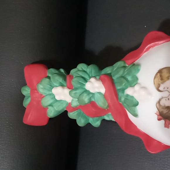 NEW AVON 1989 PORCELAIN CHRISTMAS BELL - Picture 10 of 11